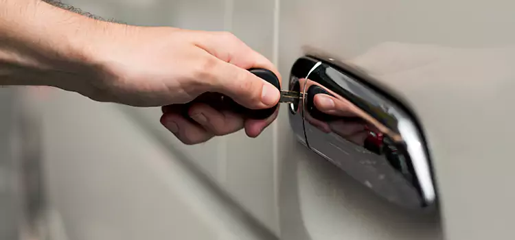 Why Choose Our Auto Locksmith Team in Pompano Beach, FL?